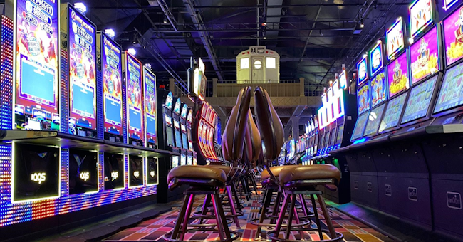 Black and red arcade machine